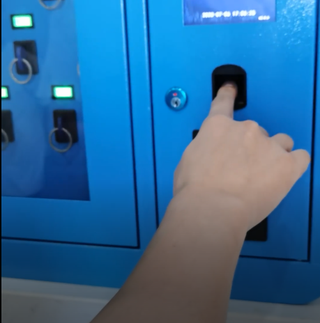 钥匙管理寄存柜,壁挂式钥匙柜生产厂家,指纹识别型钥匙管理智能柜